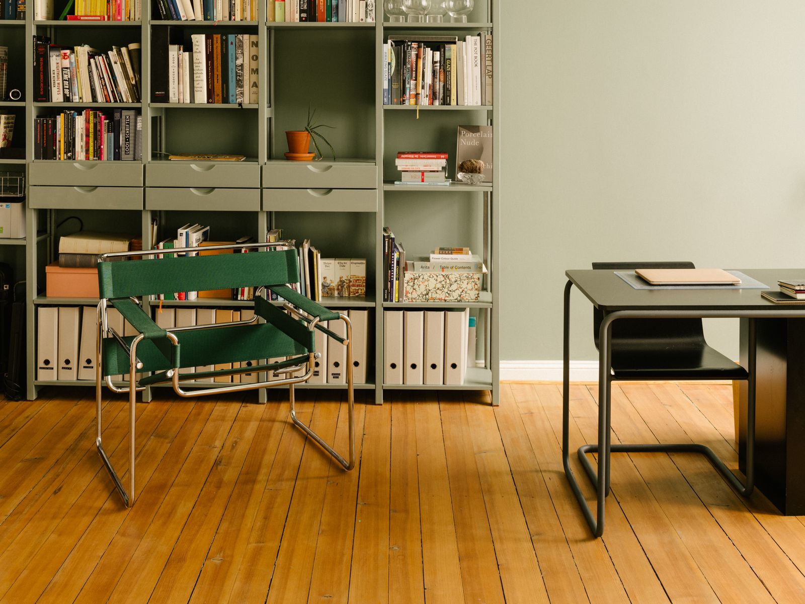 Bauhaus-Fan? Diese 10 Möbelklassiker sind heute noch (oder wieder) zu kaufen