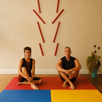 Form follows fitness: zu Hause bei Sera Akyazici und Denis Olgac