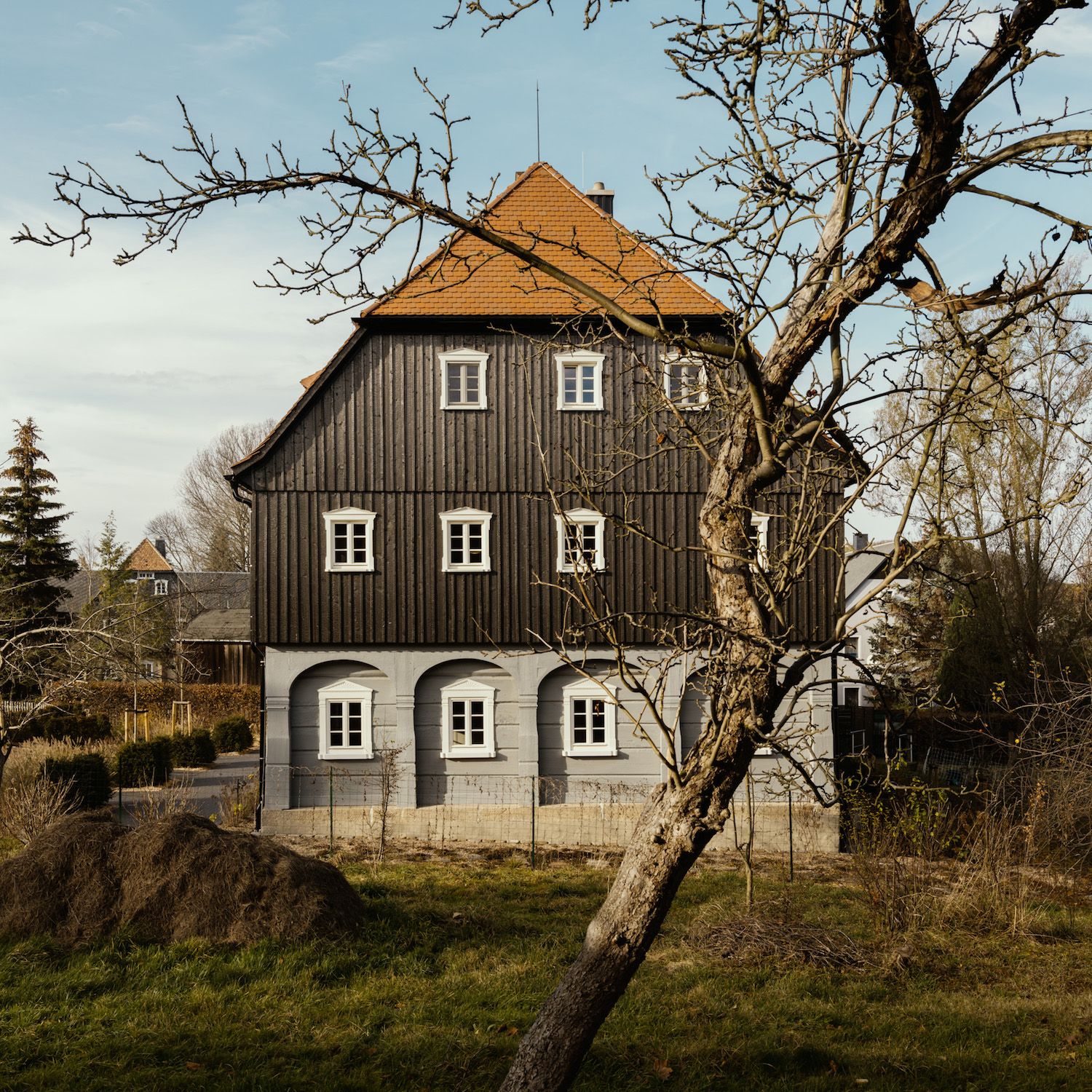 Renovierung alter Häuser: Worauf kommt es an und wie halten Sie Budget und Zeitplan ein?