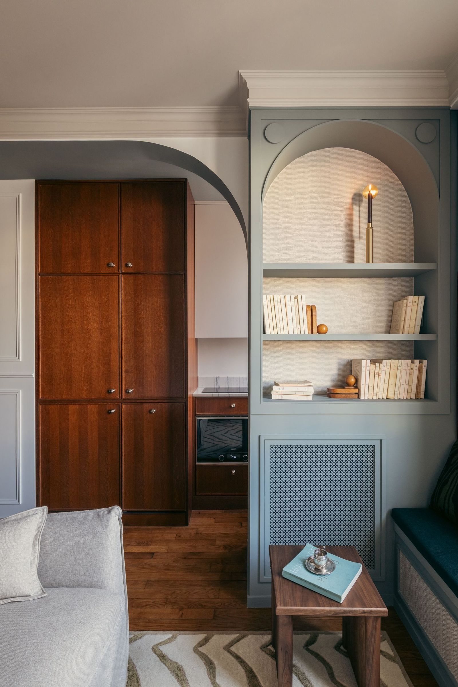 kleine Wohnung Paris Renovierung Durchgang Wohnbereich Küche