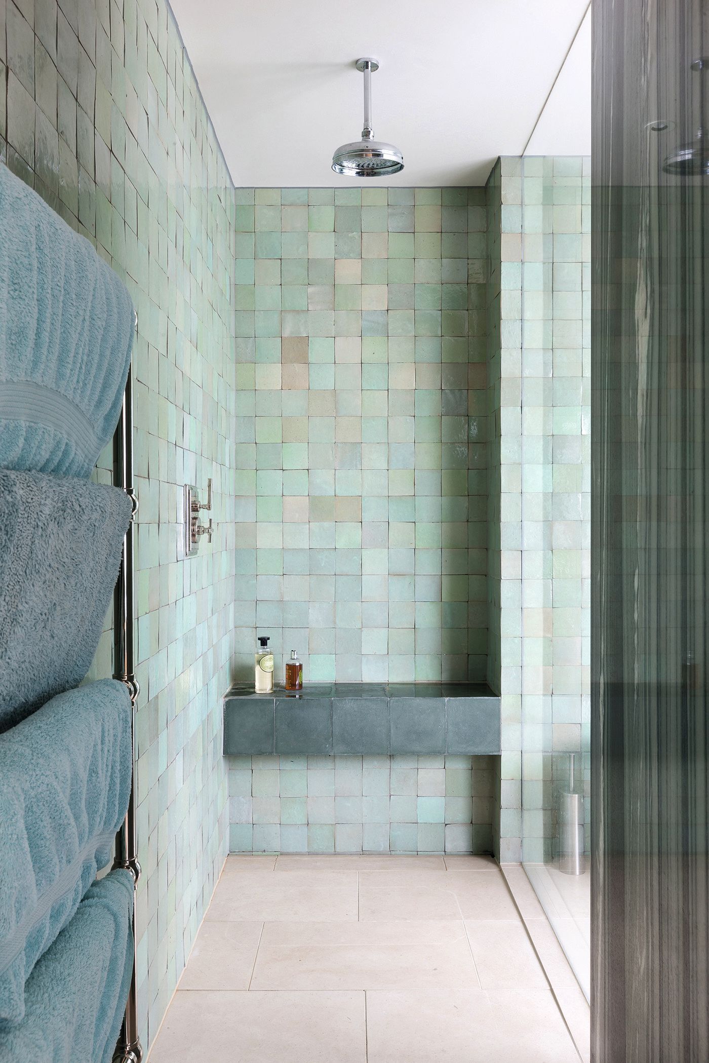Badezimmer Fliesen Ideen Trends marokkanische ZelligeFliesen Emery Cie Retrouvius Badezimmer Türkis