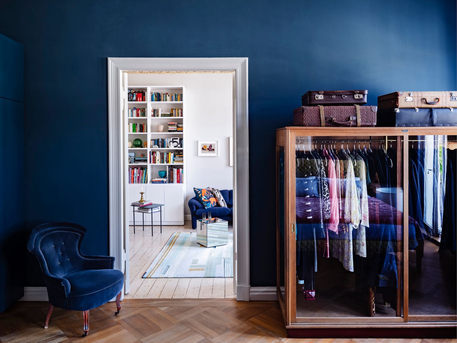 Kleiderschrank organisieren: 12 Tipps für eine bessere Struktur