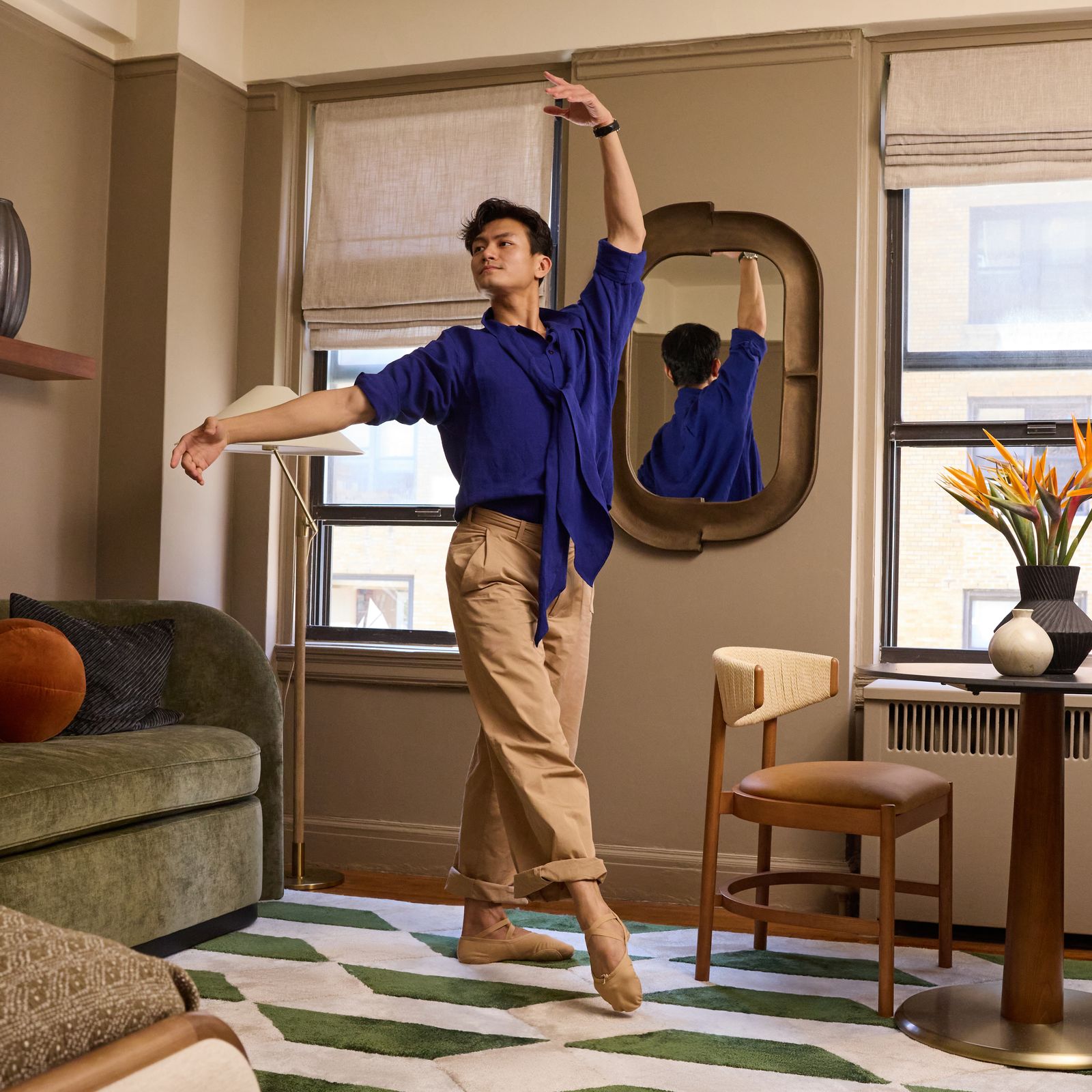 Mini-Wohnung in New York: Wie sich ein Balletttänzer auf 32 Quadratmetern smart einrichtete &#8211; mit genug Platz für Stretching